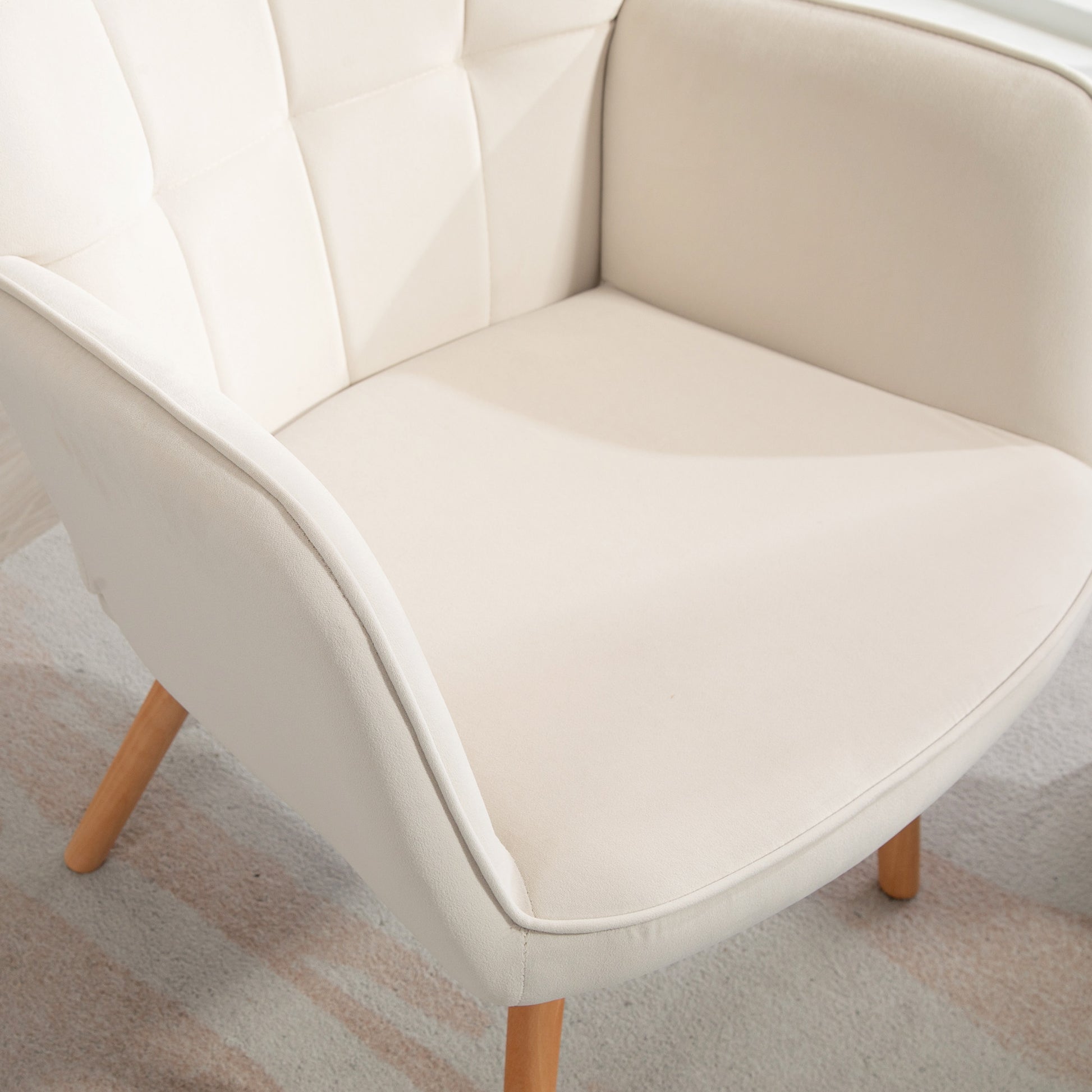 HOMCOM Modern Accent Chair Velvet-Touch Tufted Wingback Armchair Upholstered Leisure Lounge Sofa Club Chair with Wood Legs, Cream White-5