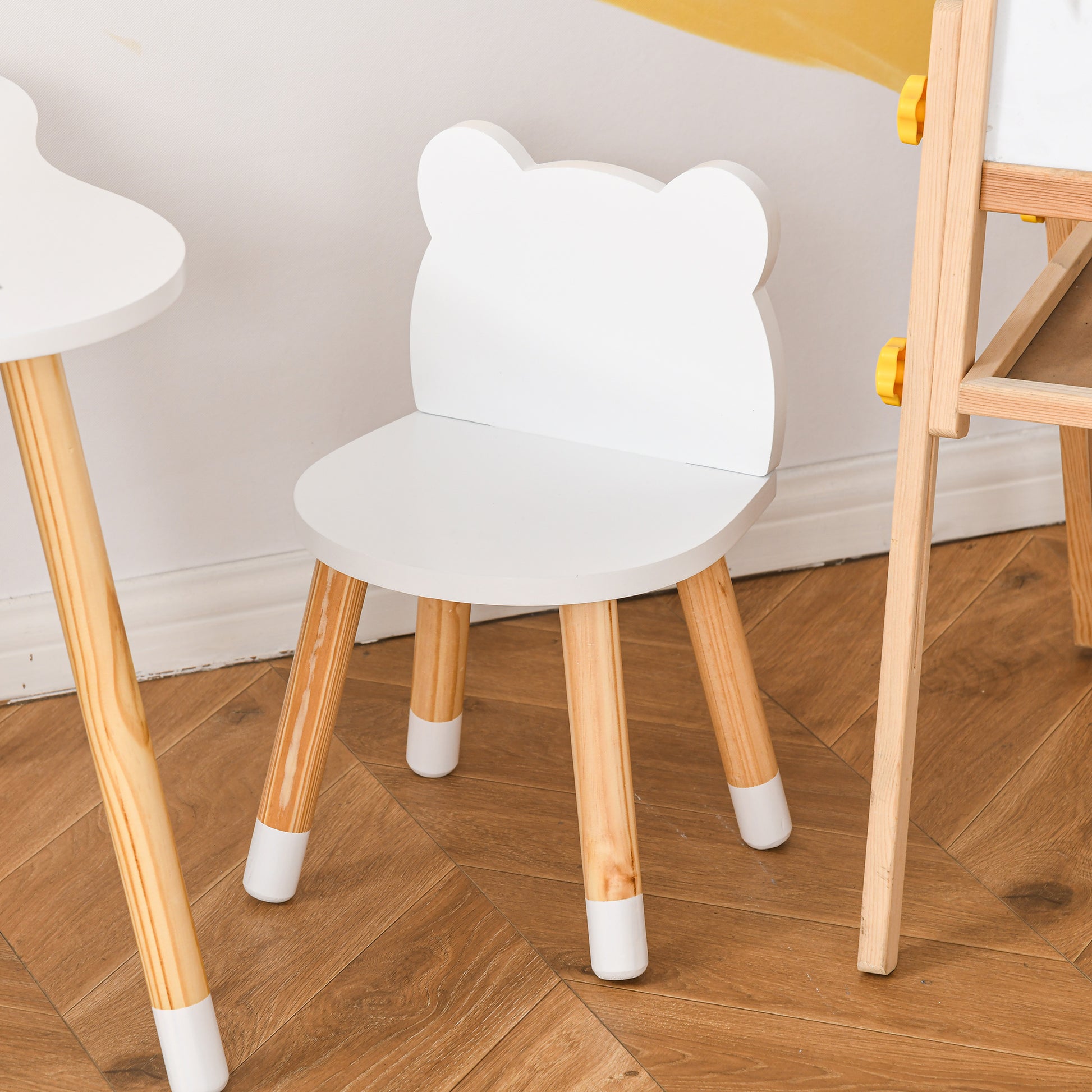 HOMCOM 3 Piece Kids Table and Chair Set with 2 Bear-shaped Chairs in White-7